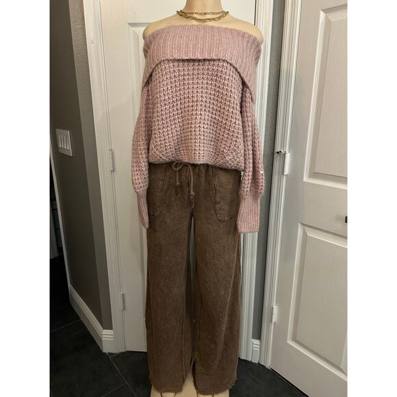 Express Off-the-Shoulder Chunky Knit Sweater Blush Pink XS NWT cozycore - Picture 3 of 4